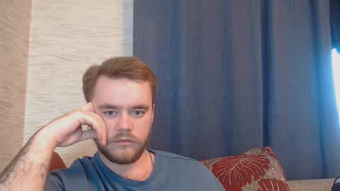 Snapshot of hugo__brad chatting on 15, 12, 2024 Hugo online show from 15, 12, 2024