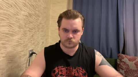 Snapshot of hugo__brad chatting on 19, 3, 2026 Hugo online show from 19, 3, 2026