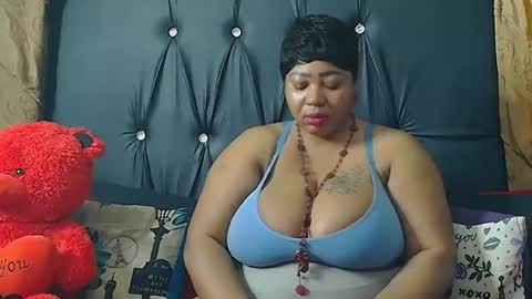 Snapshot of humongoustitss500929 chatting on 13, 9, 2025 humongoustitss500929 online show from 13, 9, 2025