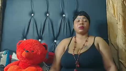 Snapshot of humongoustitss500929 chatting on 17, 9, 2025 humongoustitss500929 online show from 17, 9, 2025