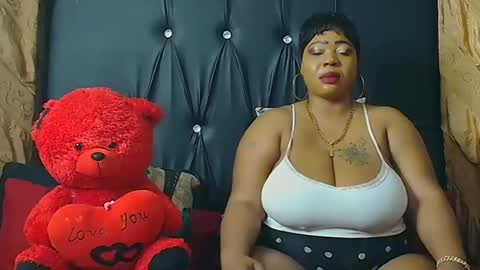 Snapshot of humongoustitss500929 chatting on 4, 10, 2025 humongoustitss500929 online show from 4, 10, 2025