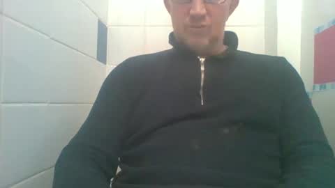 Snapshot of hung69foryou chatting on 26, 1, 2025 hung69foryou online show from 26, 1, 2025