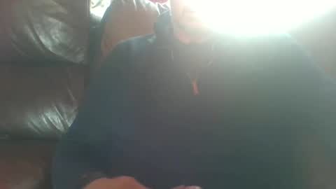 Snapshot of hung69foryou chatting on 11, 3, 2025 hung69foryou online show from 11, 3, 2025