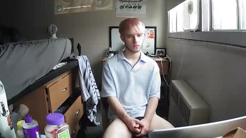HungCollegeStud online show from 23, 4, 2026