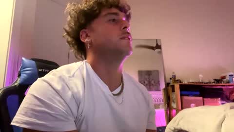 hungkingg22 online show from 5, 3, 2025