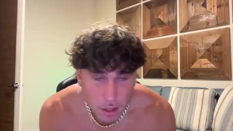 hungkingg22 online show from 4, 10, 2025