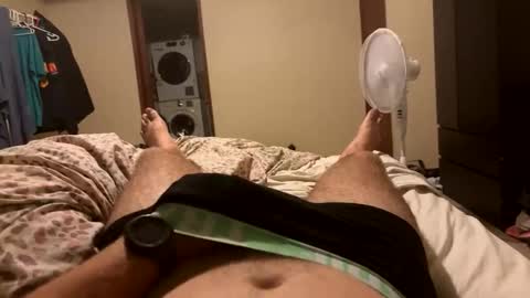 Snapshot of hunglefthard chatting on 21, 12, 2025 hunglefthard online show from 21, 12, 2025