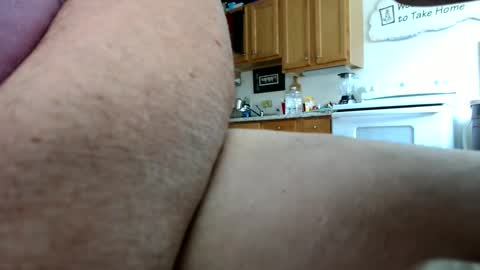 hunglikeahorse063790 online show from 18, 4, 2026