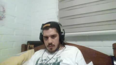 Snapshot of hungweeb chatting on 6, 2, 2025 Rod online show from 6, 2, 2025