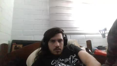 Snapshot of hungweeb chatting on 8, 3, 2025 Rod online show from 8, 3, 2025