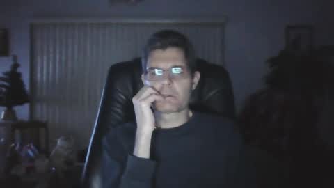 Snapshot of hunkmasclefad458 chatting on 16, 12, 2024 hunkmasclefad458 online show from 16, 12, 2024