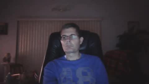 Snapshot of hunkmasclefad458 chatting on 17, 11, 2025 hunkmasclefad458 online show from 17, 11, 2025