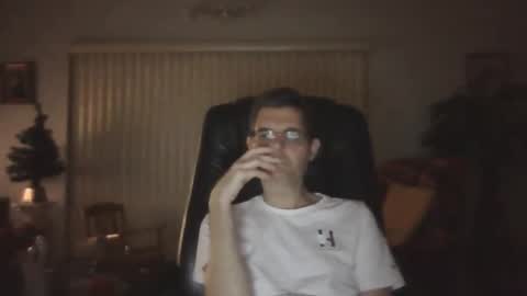 Snapshot of hunkmasclefad458 chatting on 2, 12, 2025 hunkmasclefad458 online show from 2, 12, 2025