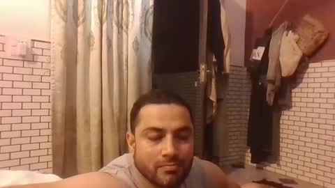 hunkster102 online show from 24, 3, 2026