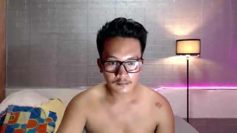 hunkylloyd online show from 3, 5, 2026