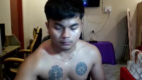 hunkyzeus online show from 23, 4, 2026