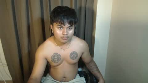Snapshot of hunkyzeus chatting on 2, 8, 2026 hunkyzeus online show from 2, 8, 2026