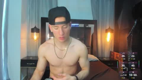 Snapshot of hunterheat_ chatting on 13, 12, 2025 hunterheat_ online show from 13, 12, 2025