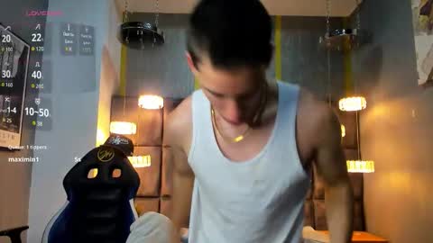 Snapshot of hunterheat_ chatting on 12, 3, 2026 hunterheat_ online show from 12, 3, 2026