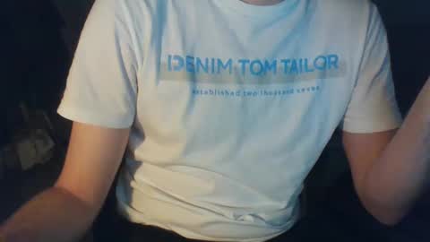 Snapshot of hunting_007 chatting on 24, 2, 2025 hunting_007 online show from 24, 2, 2025