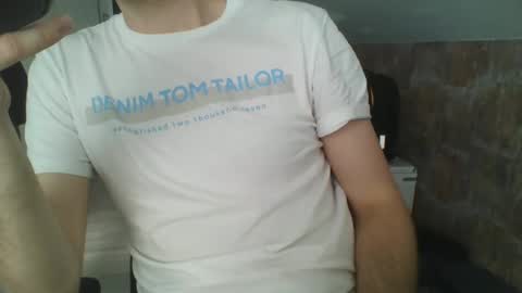 Snapshot of hunting_007 chatting on 25, 2, 2025 hunting_007 online show from 25, 2, 2025