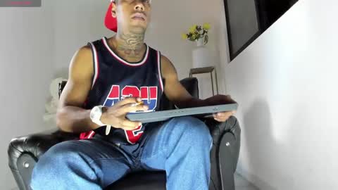 hunting_blondes online show from 31, 5, 2026