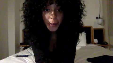 Goddess Hunyy online show from 1, 1, 2025