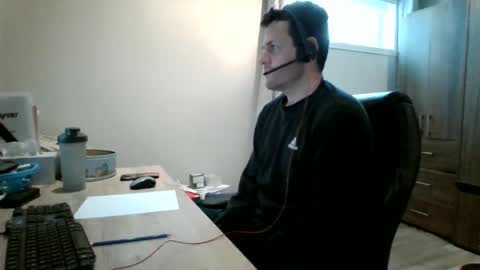 hurley7890 online show from 23, 2, 2026