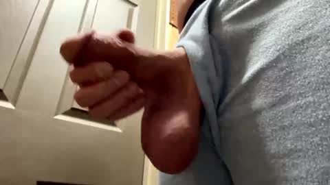 Snapshot of huskey300 chatting on 12, 1, 2026 huskey300 online show from 12, 1, 2026