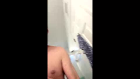 Snapshot of huskey300 chatting on 15, 1, 2026 huskey300 online show from 15, 1, 2026