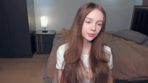 Snapshot of hwadwellingham chatting on 3, 4, 2026 Lily online show from 3, 4, 2026