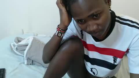 hyacinth_b online show from 10, 5, 2026