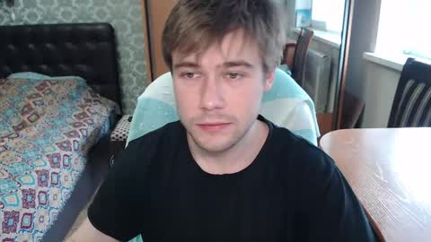 Tom online show from 11, 5, 2026