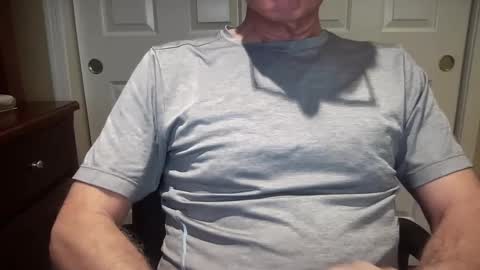 Snapshot of i8bgcq chatting on 1, 10, 2025 The Talented Mr. DILFy online show from 1, 10, 2025