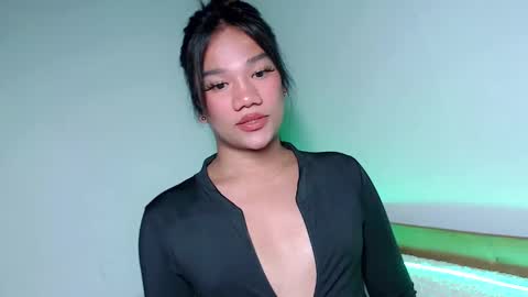 Snapshot of i_amdivine22 chatting on 5, 11, 2025 Divine Mercy online show from 5, 11, 2025