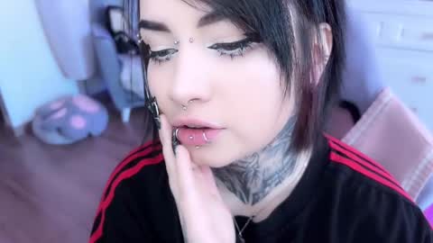 Snapshot of i_died_again chatting on 8, 2, 2025 Asya online show from 8, 2, 2025