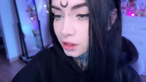 Snapshot of i_died_again chatting on 28, 11, 2025 Asya online show from 28, 11, 2025