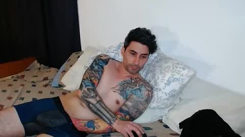 Snapshot of i_man_van chatting on 18, 3, 2026 Rylan Chase online show from 18, 3, 2026