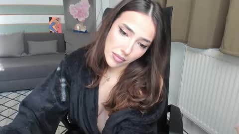 Baby Gal online show from 26, 11, 2025