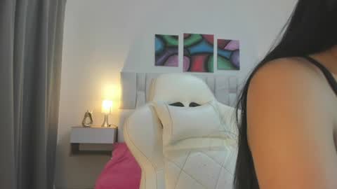 Snapshot of iamcharlotte19 chatting on 18, 7, 2026 Charlotte online show from 18, 7, 2026