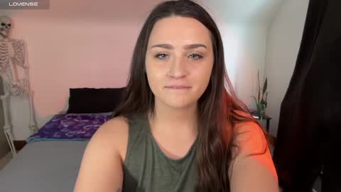 Crystal online show from 25, 1, 2025