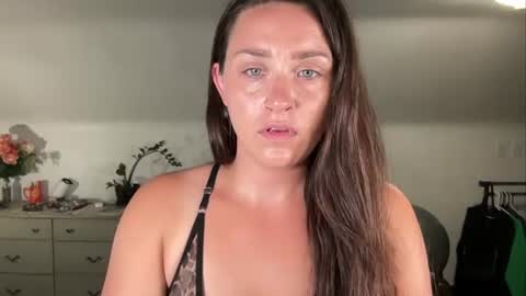 Crystal online show from 25, 6, 2026