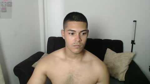 Dylan  independent model  online show from 19, 6, 2026