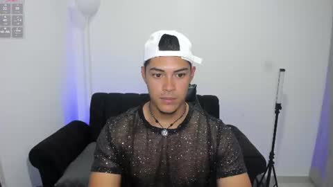 Dylan  independent model  online show from 27, 7, 2026