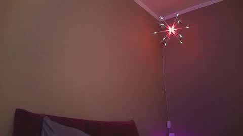 iamhereandnow online show from 21, 2, 2025