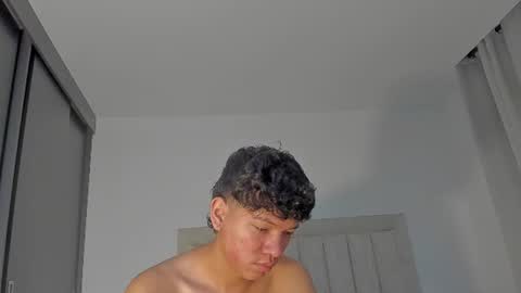 Juliiiiian online show from 22, 7, 2026