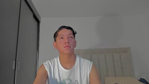 Juliiiiian online show from 3, 8, 2026