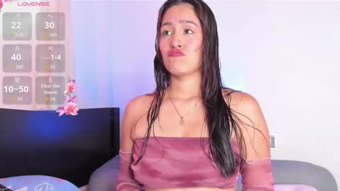 Snapshot of iamlara1 chatting on 19, 10, 2025 Lara online show from 19, 10, 2025