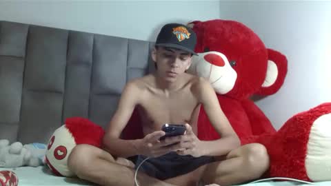 iammaik online show from 11, 3, 2025