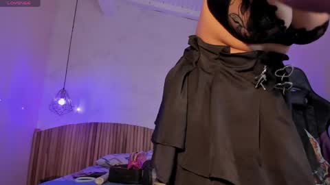 Nayuta online show from 8, 6, 2026